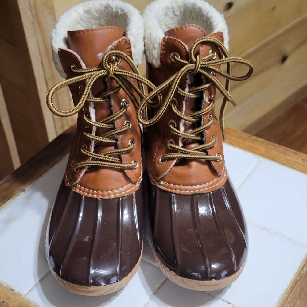 womans lace boots brown size 8